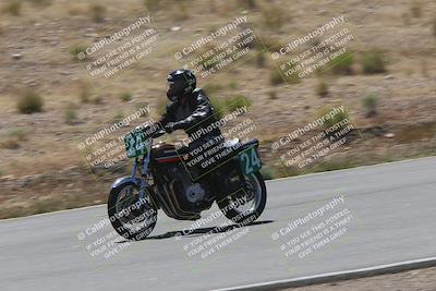 media/Apr-20-2025-AHRMA (Sun) [[393a79c373]]/Race/Group 8/Turn 4b/